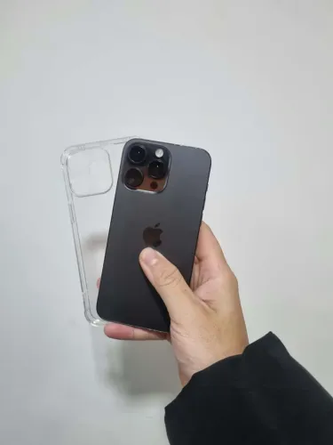 IPhone 15 pro Max 256gb tudo Ok original saúde 85%
