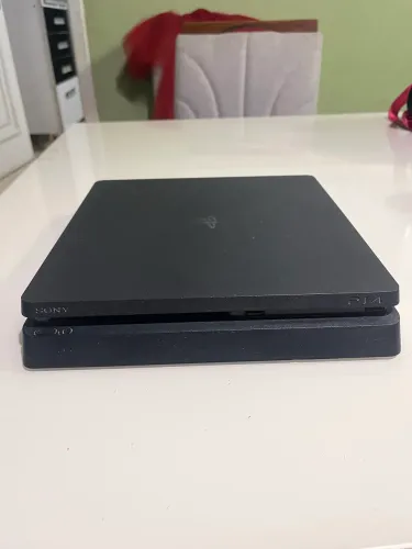 Playstation 4 Slim