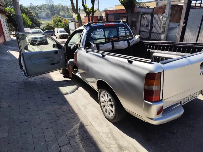 Ford Courier 1.6 L/ 1.6 Flex 2002