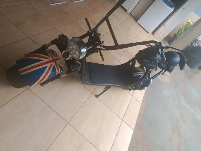 Moto elétrica estou construindo preciso vender moto conservada top categoria tipo amer