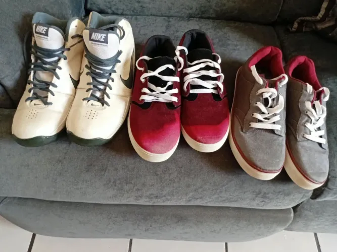 Tênis - 3 pares (39) em ótimo estado