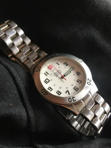 Relógio WENGER SWISS MILITARY