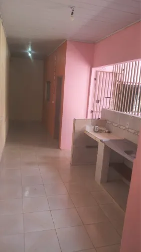 Aluga-se apartamento no Aponiã