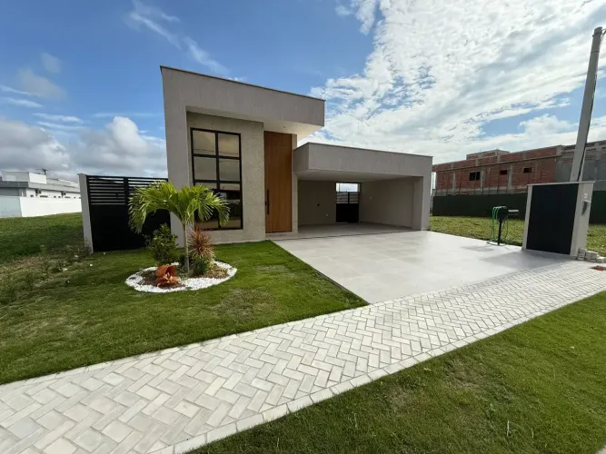 Casa Térrea Alphaville Cabo Frio, com 185,02m², 3 Suítes, Pé-direito Duplo, Piscina, Área 