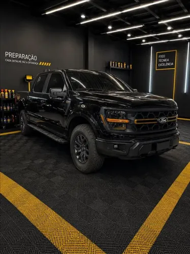 Ford F-150 Tremor 4X4 5.0 V8 2025