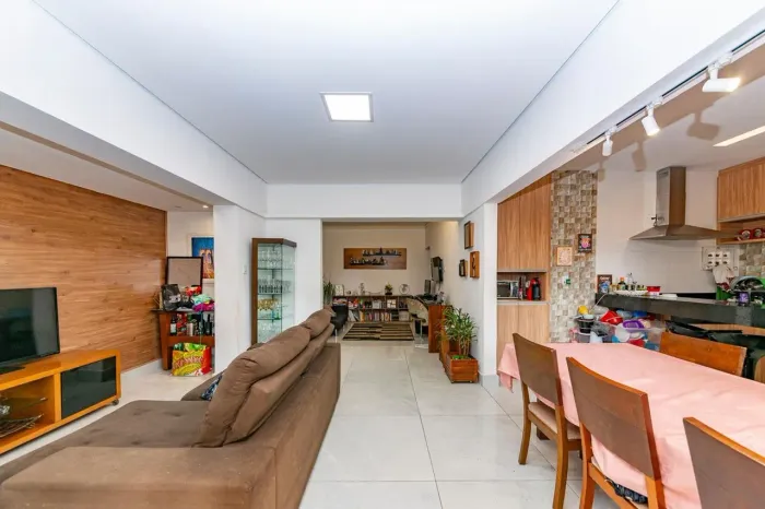 Casa à Venda - Jardim América, 3 Quartos, 360 m2