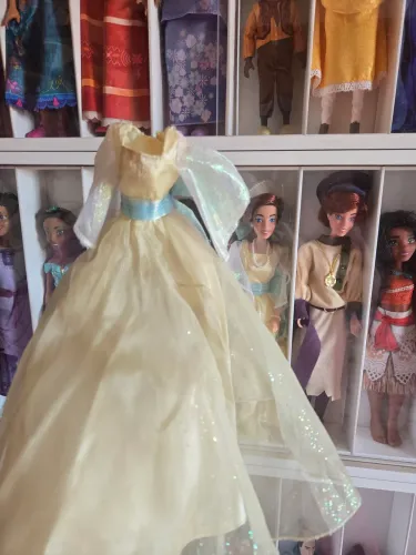 Vestido amarelo barbie Anastasia 1997
