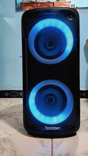 CAIXA de SOM BOMBER BEATBOX 400 pega bluetooth, pendrive rádio AM FM