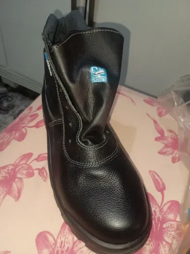 Botas de couro