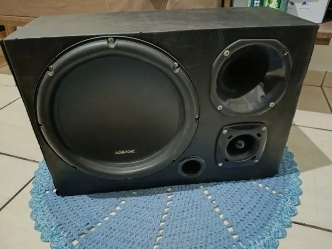 Caixa de som Audiophonic + potência (som de alta qualidade)
