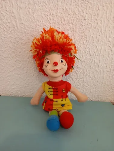Boneca Emília 