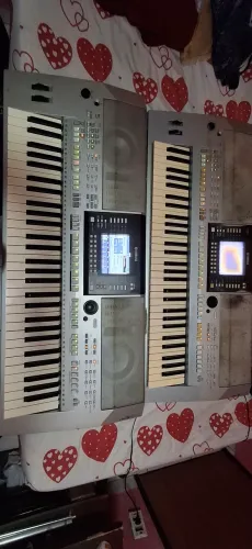 Psr s710 com defeito e S910 funcionando
