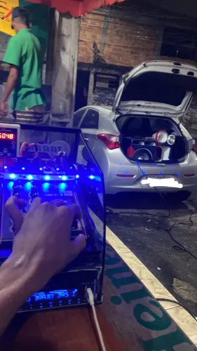 Som automotivo