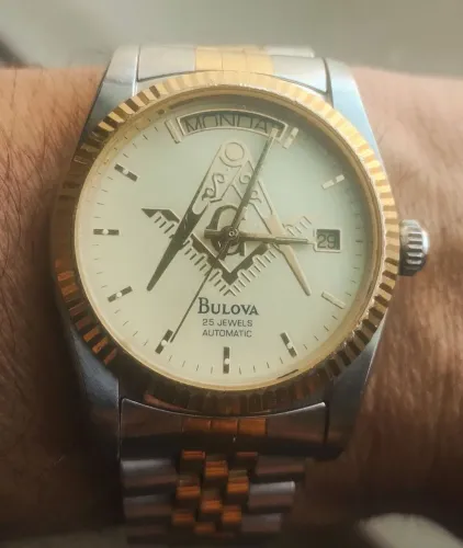 Relógio Bulova Automático 