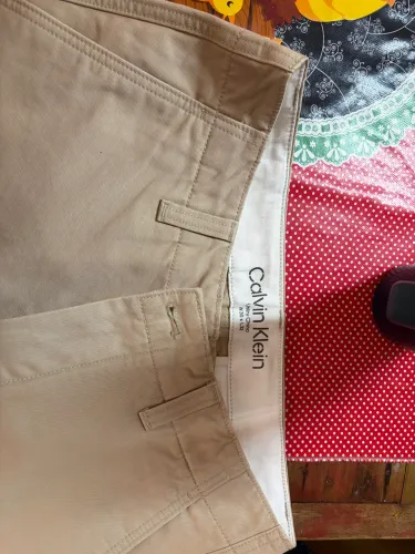Calça calvin Klein W30 x L32 masculina nova,sem uso