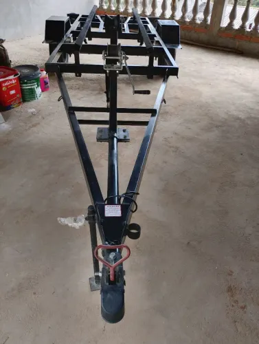 Carretinha para barco até 6mts