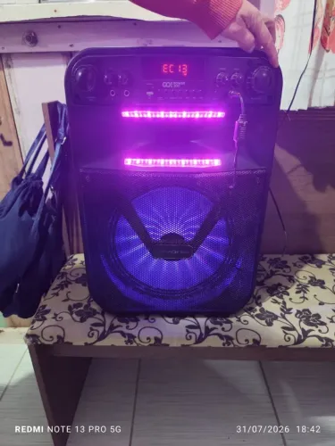 Vende-se caixa de som