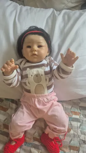 Boneca realista reborn