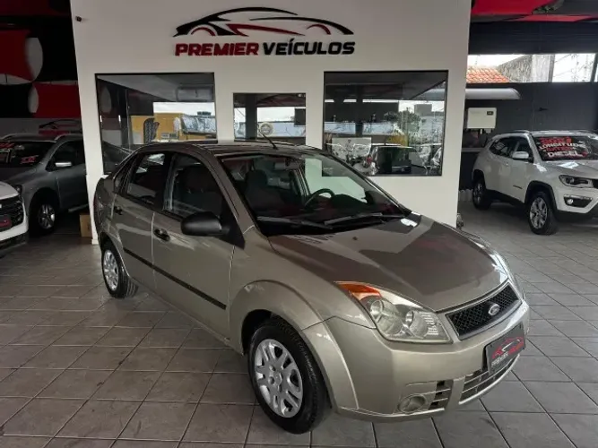 Ford Fiesta Sedan 1.0 8V Flex 4P 2009