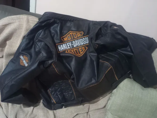 Jaqueta Harley  "G"  Couro forte 