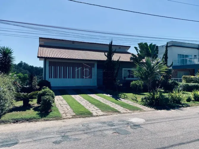 CASA SOBRADO COM 04 SUÍTES À VENDA NO CONDOMÍNIO VILLAGE MORRO ALTO - ITUPEVA/SP