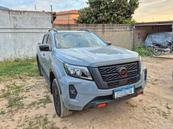 Nissan Frontier Pro4x CD 4X4 2.3 Bi-TB Die. AUT 2025