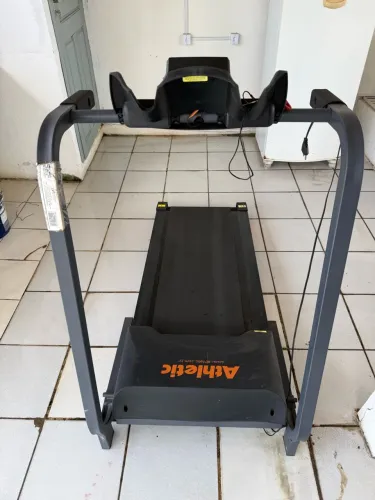 Vendo Esteira Elétrica Athletic