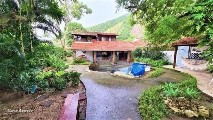Casa à Venda em Itacoatiara