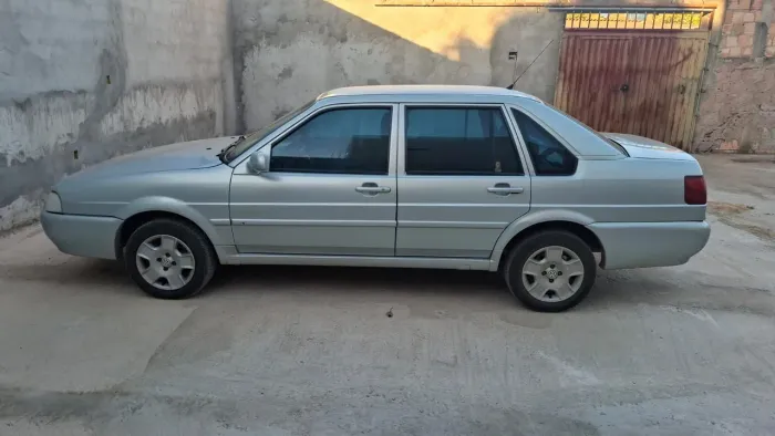 Volkswagen Santana 1.8 MI (álcool) 2000