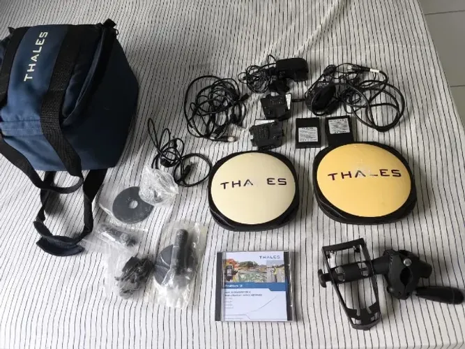 Receptor GNSS Thales
