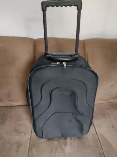 Vendo mala de viagem 10 kg