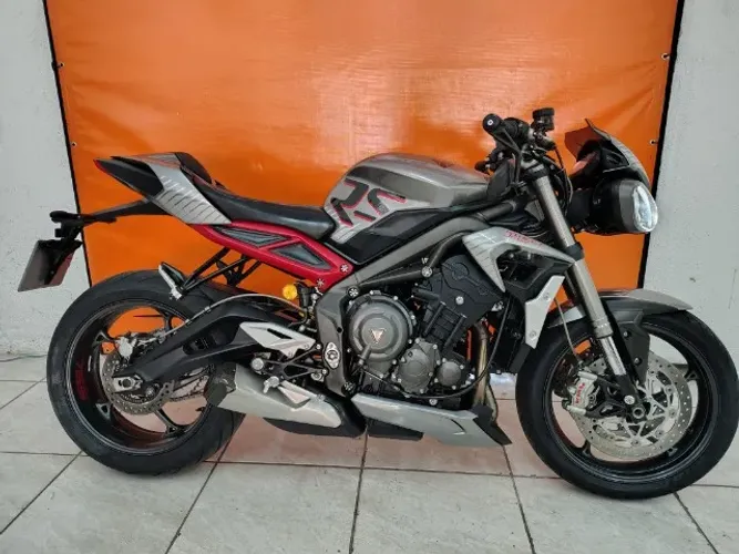 Triumph Street Triple 765 RS 2022