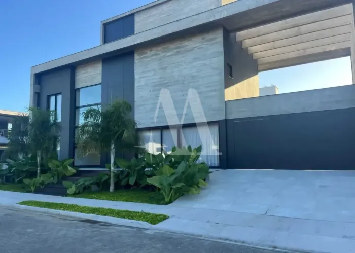 Casa à venda no bairro Jurerê Internacional - Florianópolis/SC