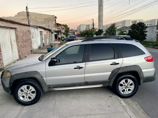 Fiat Palio Weekend Adventure Locker 1.8 Flex 2010