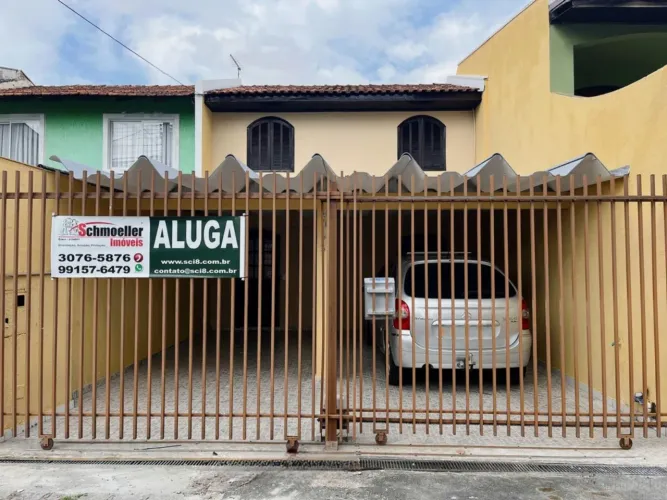 SOBRADO PARA ALUGAR DE FRENTE PARA RUA NO XAXIM