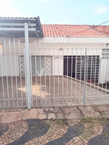 Casa à venda na Vila Teixeira