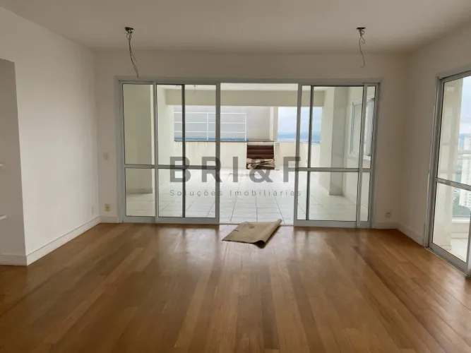 Apartamento espetacular Cena Golf no Jardim Marajoara 5 dormitórios sendo 4 suítes, 4 banh