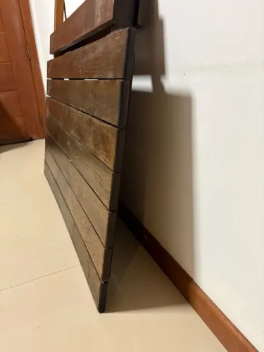 Mesa dobrável de boa madeira maciça