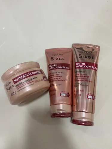 Kit de shampoo condicionador e máscara