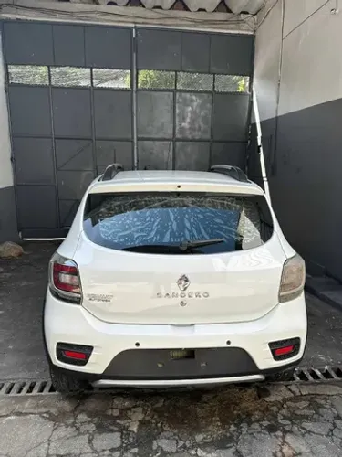 sucata de Renault Sandero Stepway 1.6 auto. 2016 10649