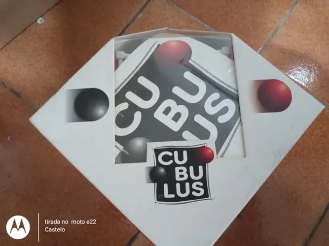 Jogo de tabuleiro cubulus