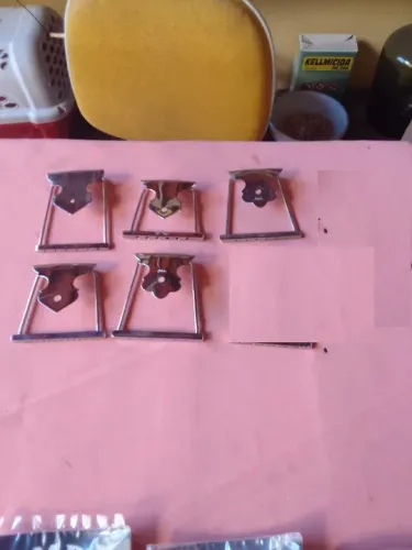 Cordal para viola, violão 12 cordas e bandolim, 50,00 cada, em perfeito estado