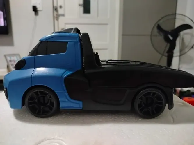Miniatura Caminhão Invictus Cardoso Toys Azul
