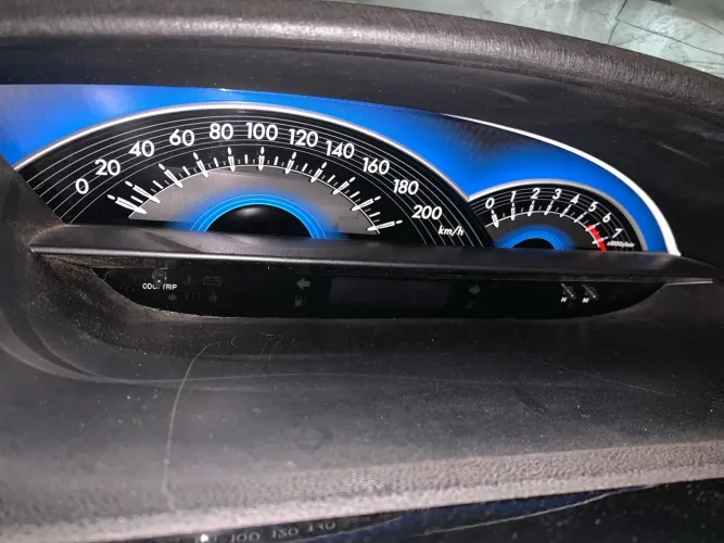 Painel de instrumento Etios