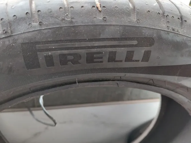 2 ( DOIS ) PNEUS Pirelli NOVOS,  Corolla XEI 2019