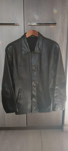 Jaqueta de Couro Clássica - Estilo e Conforto