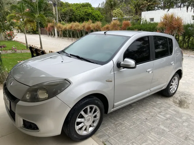 Renaul Sandero Privilège 2014 Automático