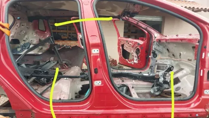 Lateral Coluna T Direita Peugeot 2008 1.6 Orig 2018