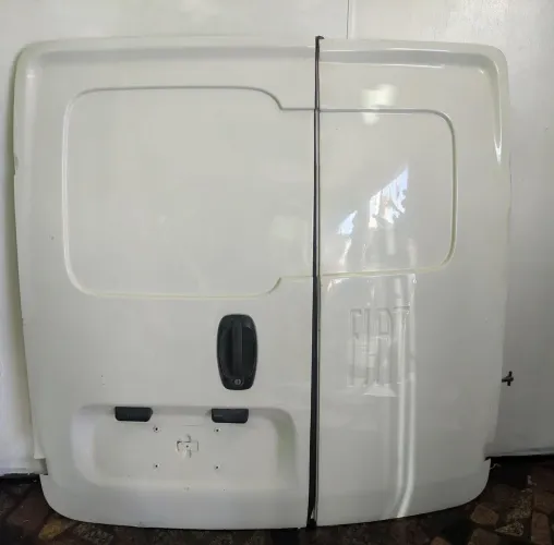 Porta traseira Fiat Fiorino