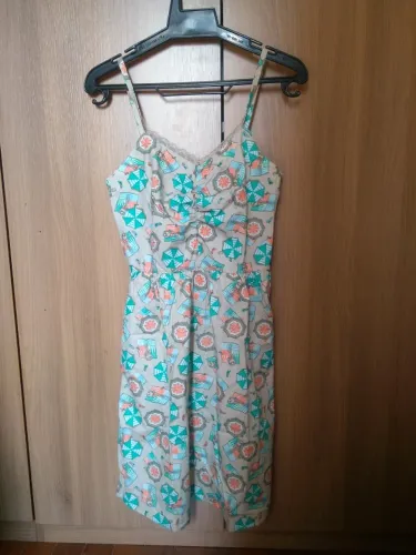 Vestido curto estampado Mercatto